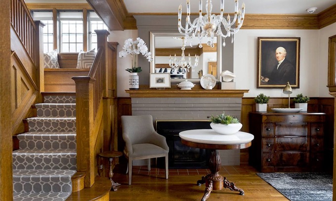 Regal Heights House | LUXURY HISTORIC CENTURY HOME | CENTRAL TORONTO | WEDDING GROUPS | 6 BEDROOMS