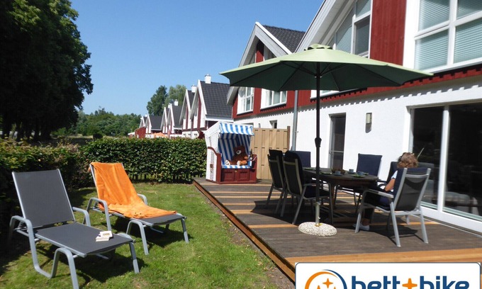 Nordhorn House | Luxury holiday home with electric charging station, solarium, fitness room, whirlpool, sauna
