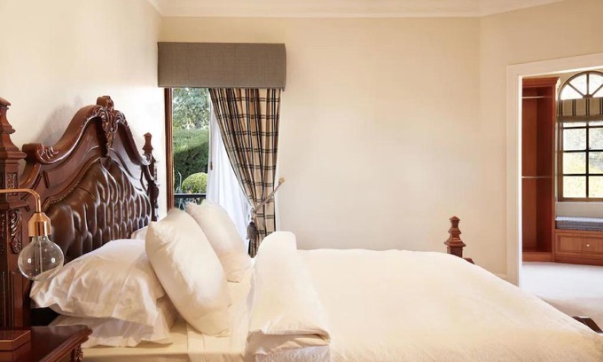 Woorim Apartment | Luxury Holiday House Close to Everything