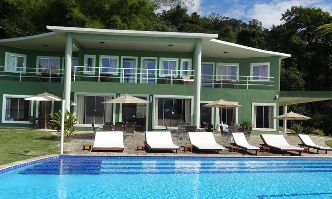 Paraty House | Luxury holiday house Paraty mountains and beach