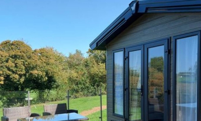 Woolhope Cabin | Luxury Holiday Lodge in Herefordshire Countryside - Long Meadow View