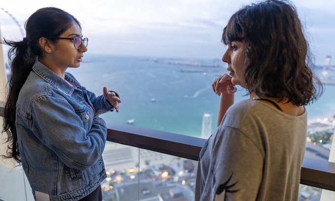 Dubai Marina Cabin | Luxury Hostel In Marina Beach