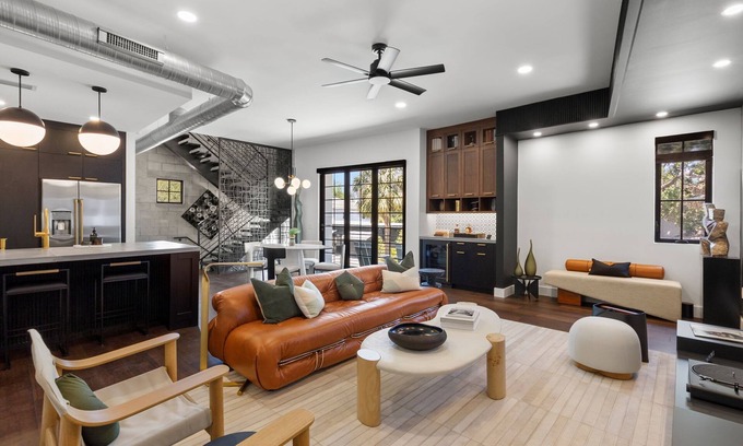 Hyde Park House | Luxury Hyde Park Home - Close to U of Tampa!