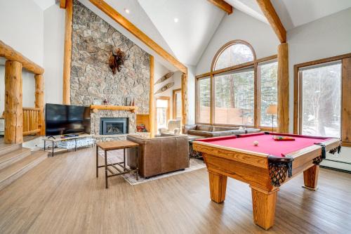 Keystone House | Luxury Keystone Cabin with Hot Tub, 1 Mi to Lifts!