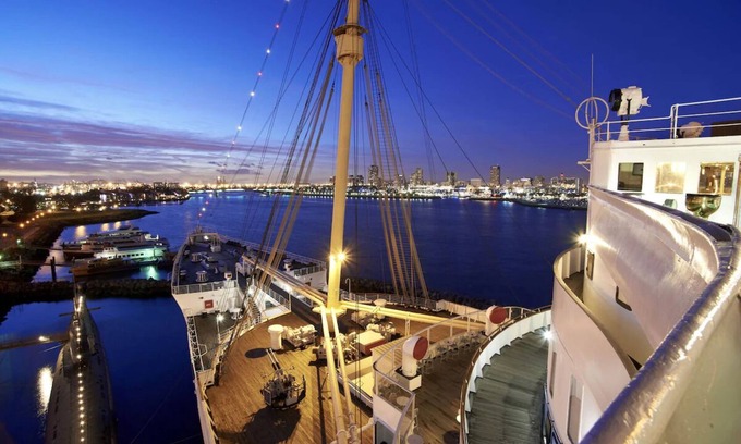 Harbor Hotel | Luxury King Stay Near Promenade, Long Beach!