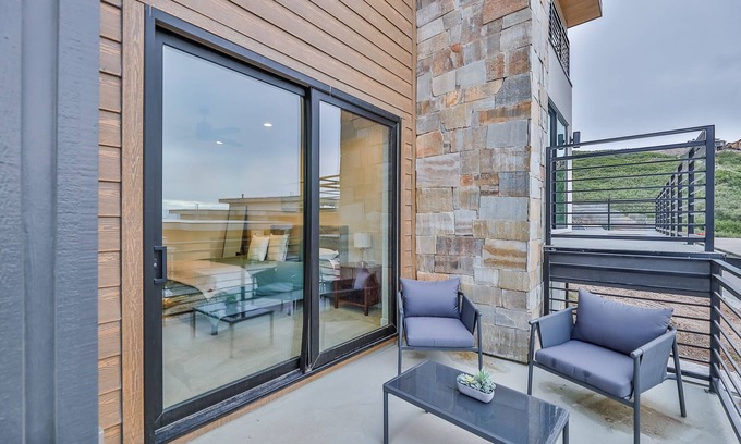 Hideout House | Luxury Lake View Home near Park City and Ski Resorts