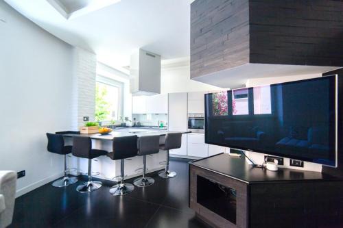 Trionfale Apartment | Luxury Modern flat near Vatican with Self Check in and Free Street Parking