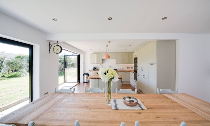 New Forest District House | Luxury New Forest 5 Bed Sleeps 12
