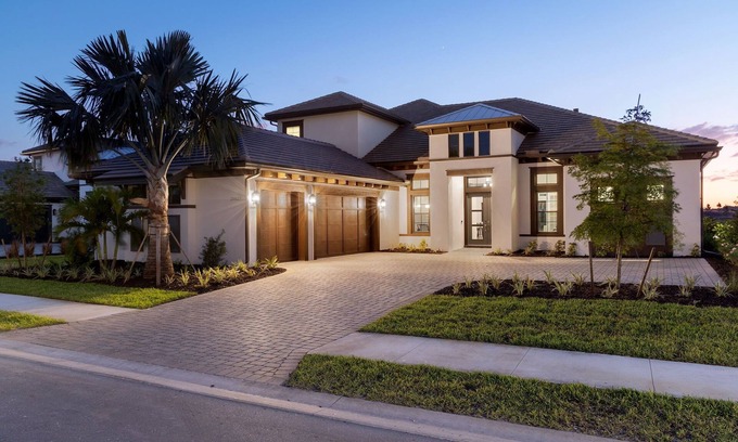 Naples House | Luxury newly built Beacon Model at Esplanade by the Islands.