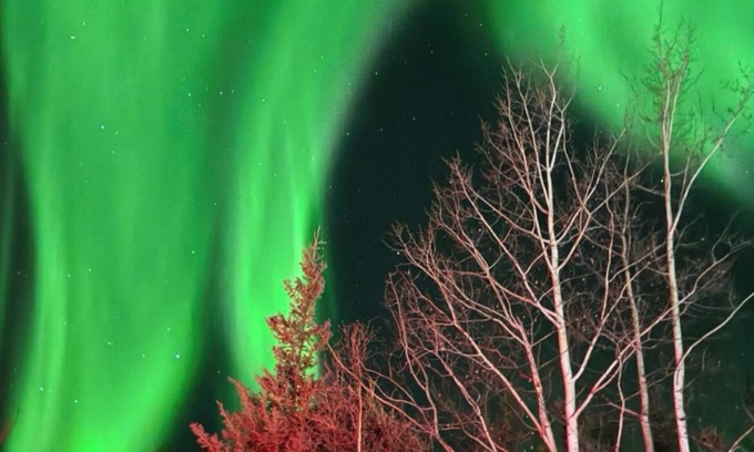 College House | Luxury Northern Light Oasisn