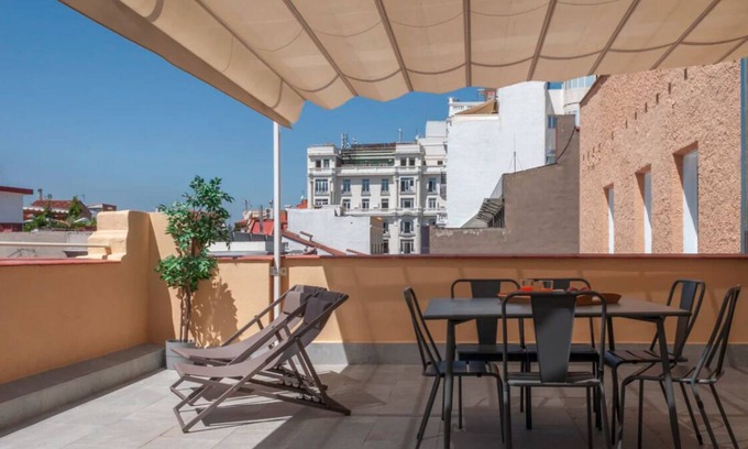 Justicia House | Luxury Penthouse 3 Rooms, 3 Bathrooms & Terrace On Gran Via St