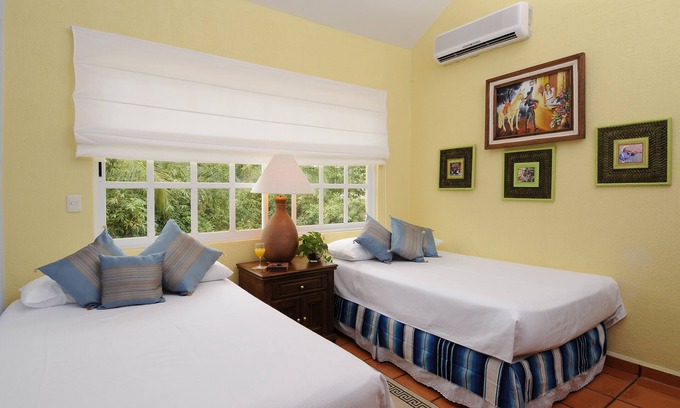 Villa Juarez Villa | Luxury Residence front the Caribbean Sea