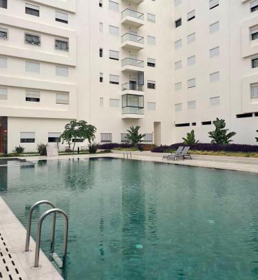 Luxus Apartment | Luxury residence with pools and games