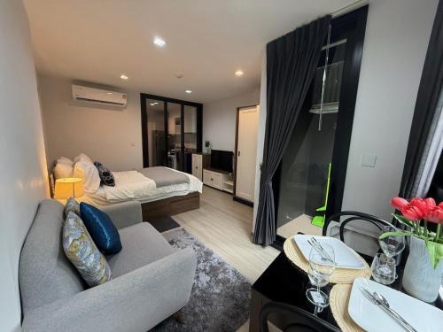 Talat Yai Apartment | Luxury Resort Style 1 Bedroom Studio near Central