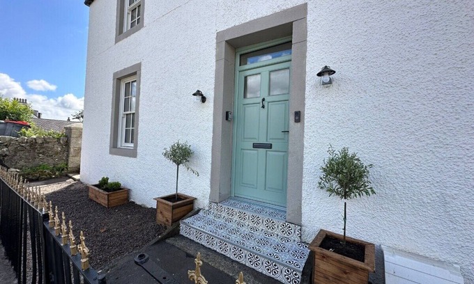 Gatehouse-of-Fleet House | Luxury Scottish Hot Tub Getaway