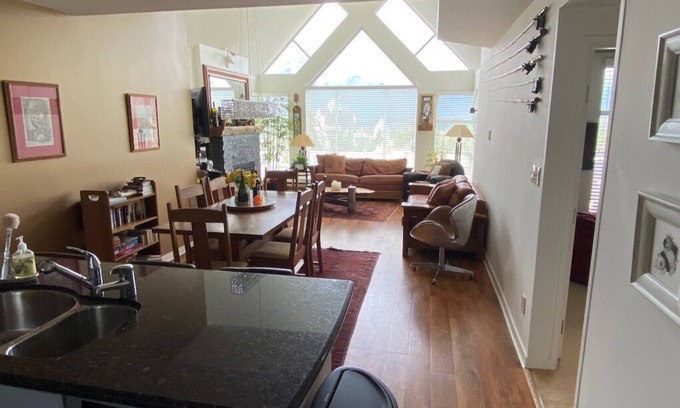 Blackcomb Condo | Luxury ski-in ski-out condo 603 on Whistler Blackcomb-spectacular mountain views