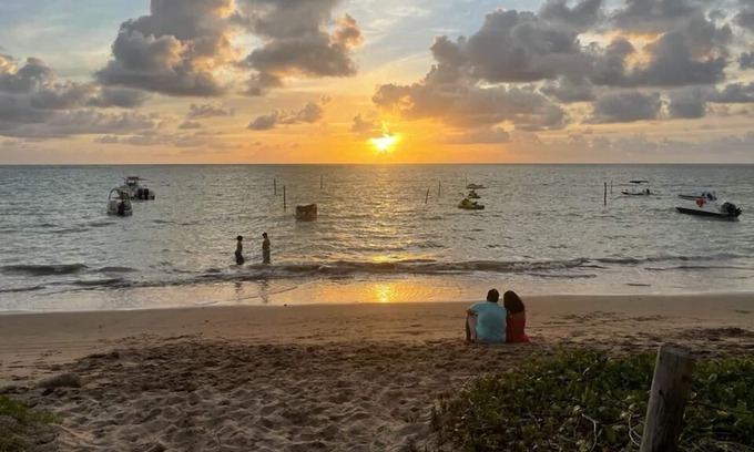 Ponta do Mangue House | Luxury Stunning beach front family house !