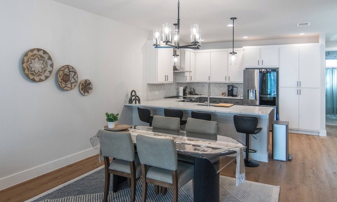 Town And Country Park Addition House | LUXURY TOWNHOME WITH 4-bedroom townhome in charming Austin CENTRALLY LOCATED.