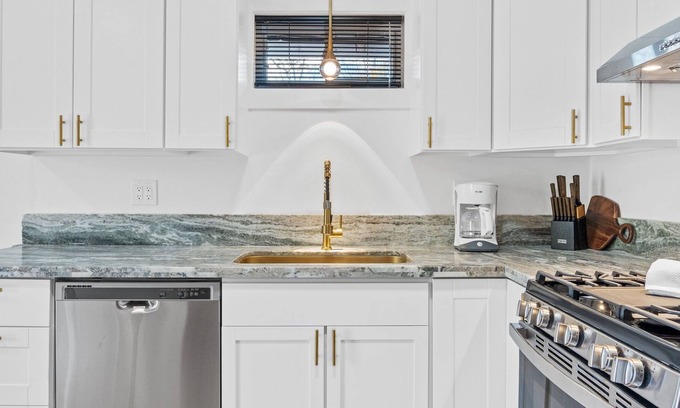 Calistoga Apartment | Luxury Travel + Pets Welcome!