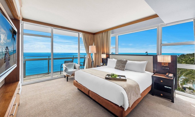North Beach Apartment | Luxury Vacation Rentals at Carillon Wellness Resort by LRMB