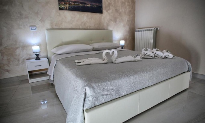 Casola di Napoli Apartment | Luxury View Apartment