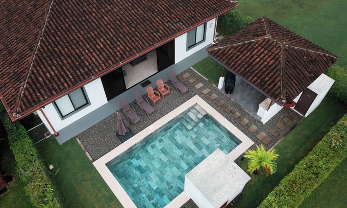 Bejuco House | Luxury Villa, Private Pool, Few Steps to the Beach