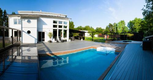 Farsta Villa | Luxury villa Stockholm