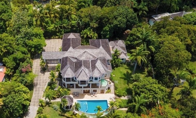 Montego Bay Villa | Luxury villa with a breathtaking view of the ocean