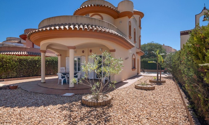 Isla Cristina Villa | Luxury villa with private pool