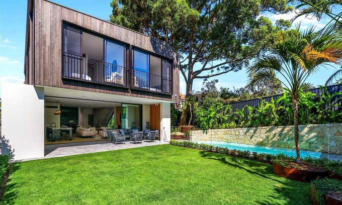 Clifton Gardens House | Luxury Villas Clifton Modern Luxe (Heated Pool)