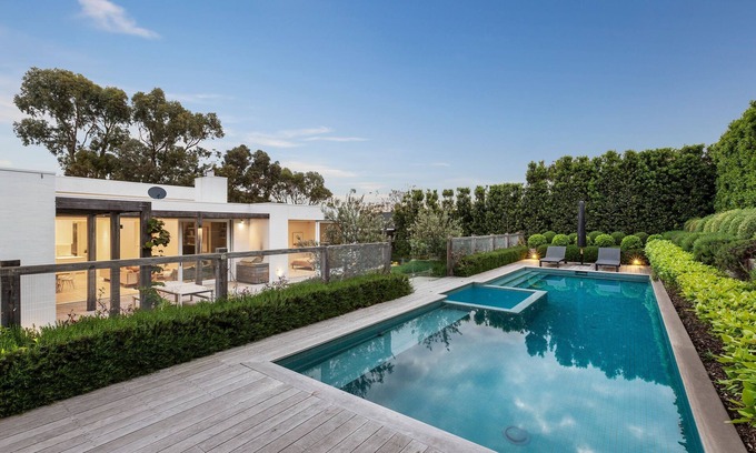 Portsea House | Luxury Villas Portsea Sanctuary (Heated Pool)