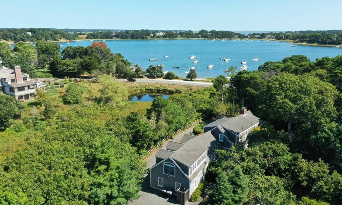 North Chatham House | Luxury Waterfront with Game Room!