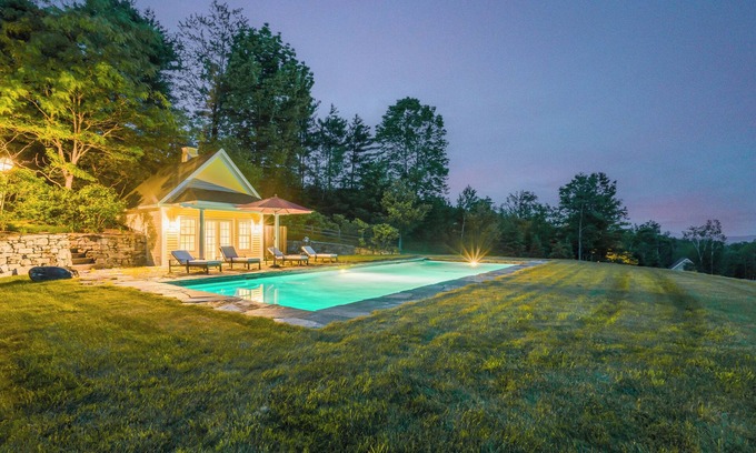 West Hartford House | Luxury Winter Countryside Escape - pool, pond, and more!