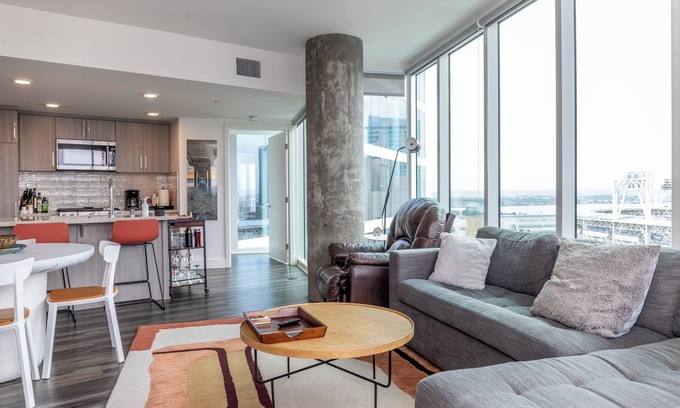 East Village Apartment | Luxury with Views! Across from Conv Center & PetCo! Heated Pool, Spa and Arcade!