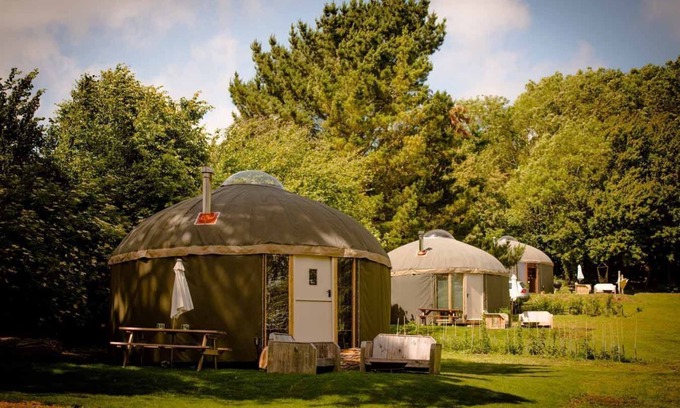 Sandown Cottage | Luxury Yurts on The Garlic Farm sleeping 2 - 6