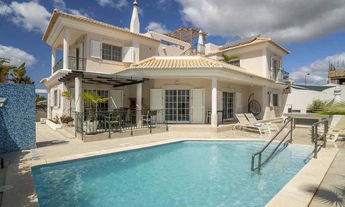 Olhao Villa | LV Premier FU1 heated pool, AC, garden, sea view