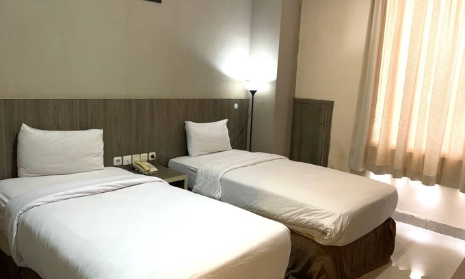 Panakkukang Hotel | Lynt Hotel Makassar
