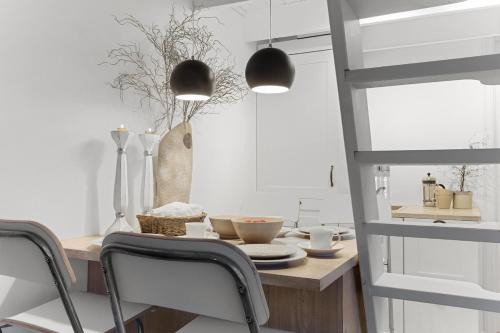 Bergen City Centre Apartment | Lysthuset den lille villa - authentic wodden house