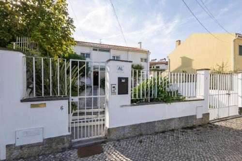 Olivais House | MàHouse GuestHouse