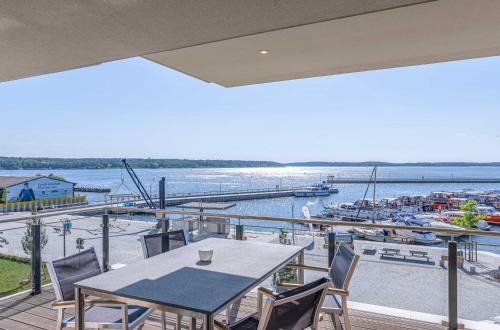 Muritz Apartment | Müritzsonne - Apartment in der Hafenresidenz mit Balkon & Wellness