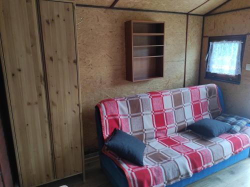 Biały Bor House | Mały drewniany domek w Białym Borze