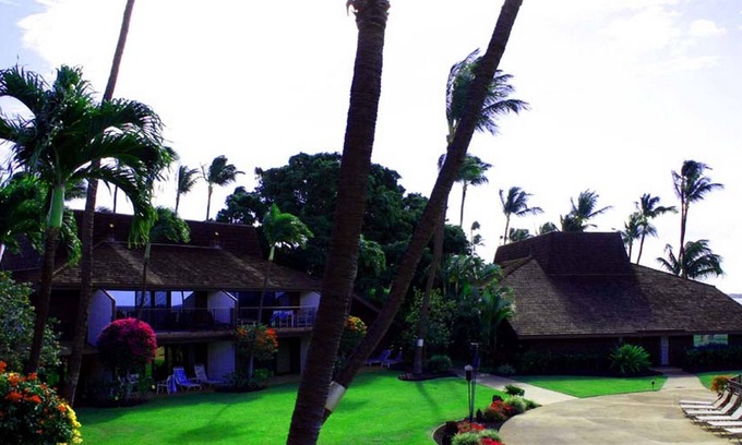 Kihei Hotel | Maalaea Surf #c-8 by Ali'i Resorts
