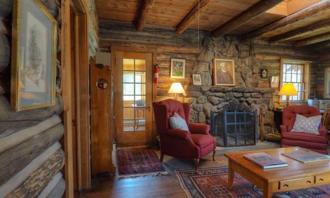 Estes Park Cabin | Maccracken Stead - Ev #3259 2 Bedroom Cabin by RedAwning