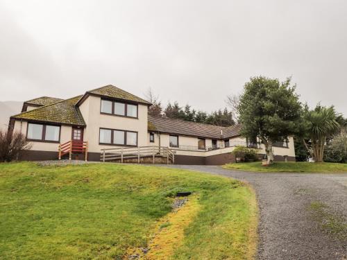 Sconser House | MacKenzies Peak