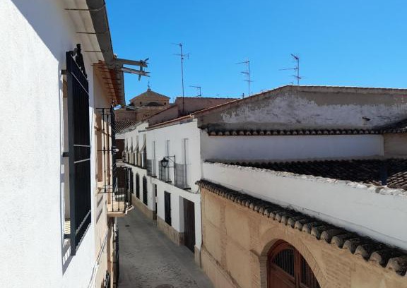 Almagro House | Magdeleine Village