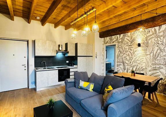 Bollate Apartment | Magenta 4