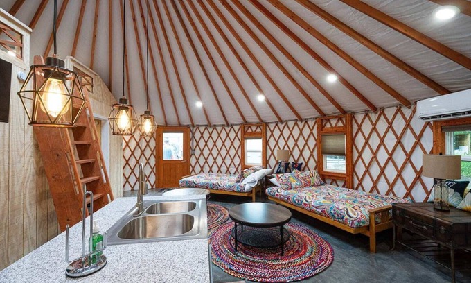 Elkland Cabin | Maggie's Modern MEGA and MINI YURTs - 30&16ft