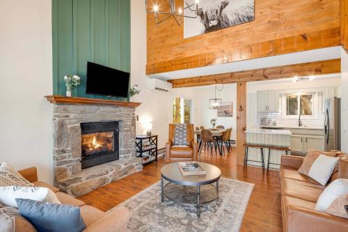 Maggie Valley House | Maggie Valley Mountain Escape with Fire Pit and Deck