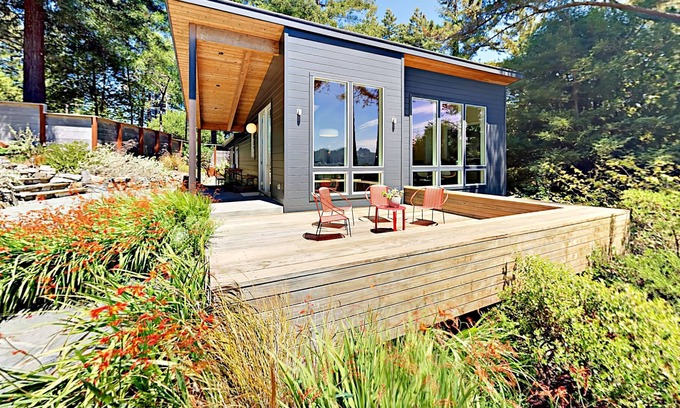 Cazadero House | Magic Madrone: Mid-Century Modern Home w/ Private Saltwater Hot Tub