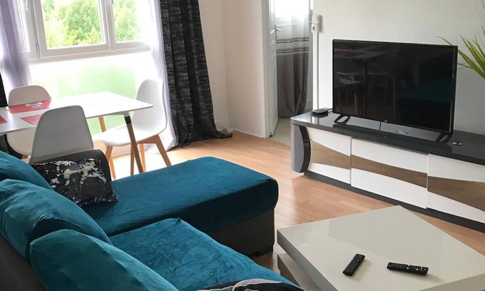 Le Mans Apartment | Magnificent 3-bedroom apartment - Comfort & quiet 10 min 24h from Le Mans
